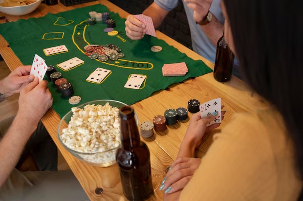 Live dealer at Andar Bahar table on depo77 login